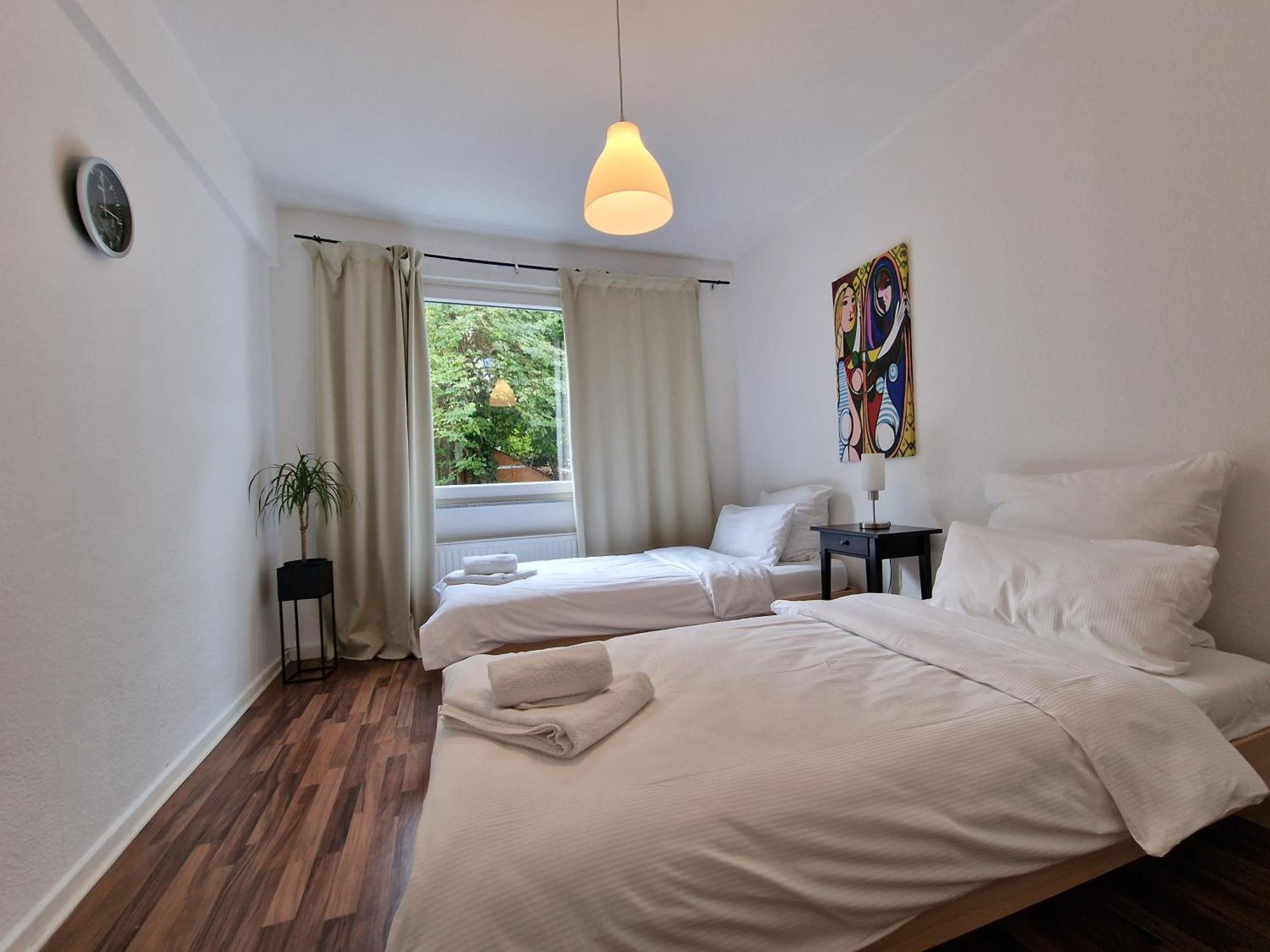 Hauptbahnhof Universitaetsklinikum Messe Evonik Essen Kamer foto